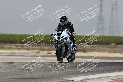 media/Aug-03-2025-TrackDaz (Sun) [[bf4a71acf9]]/C Group/1240pm (Wheelie Bump)/